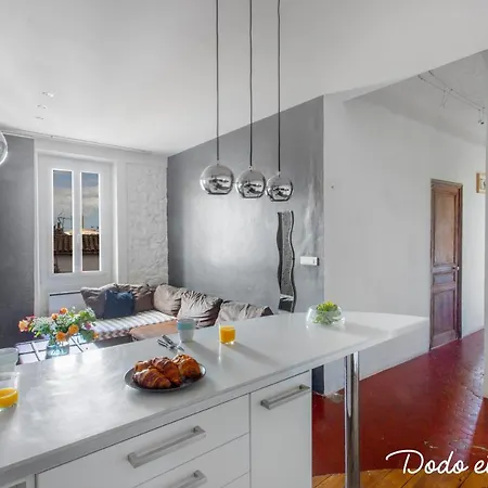 Authentic 2 Bedroom With Ac - Dodo Et Tartine * 툴롱