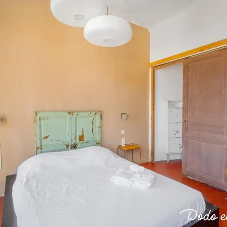 Authentic 2 Bedroom With Ac - Dodo Et Tartine * 툴롱