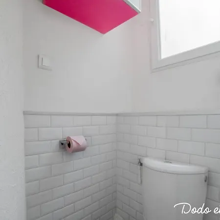 Authentic 2 Bedroom With Ac - Dodo Et Tartine 툴롱